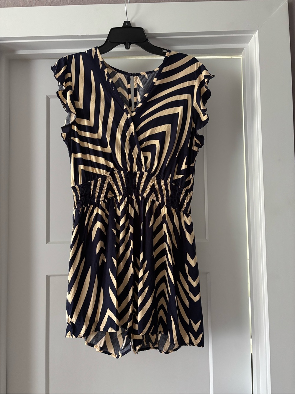 HALARA Navy and Cream Geometric V-Neck Romper